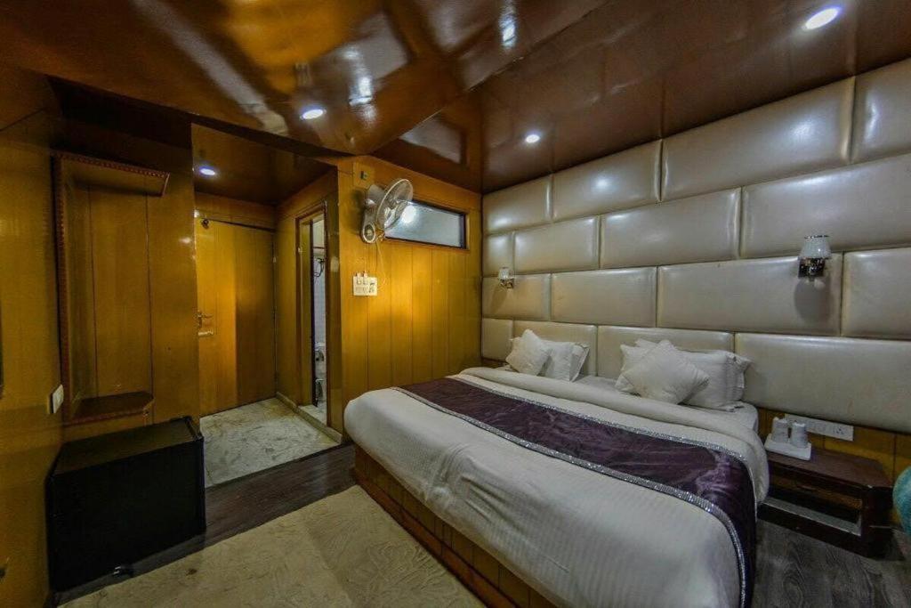 Vella Marina Group Of Hotels Хелен Экстерьер фото